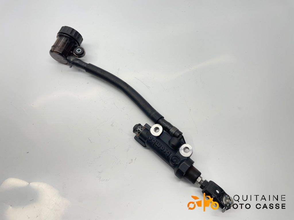 MAÎTRE-CYLINDRE DE FREIN ARRIÈRE YAMAHA MT 09 SP 2023