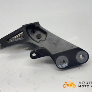 PLATINE ARRIÈRE DROITE YAMAHA MT 09 SP 2023