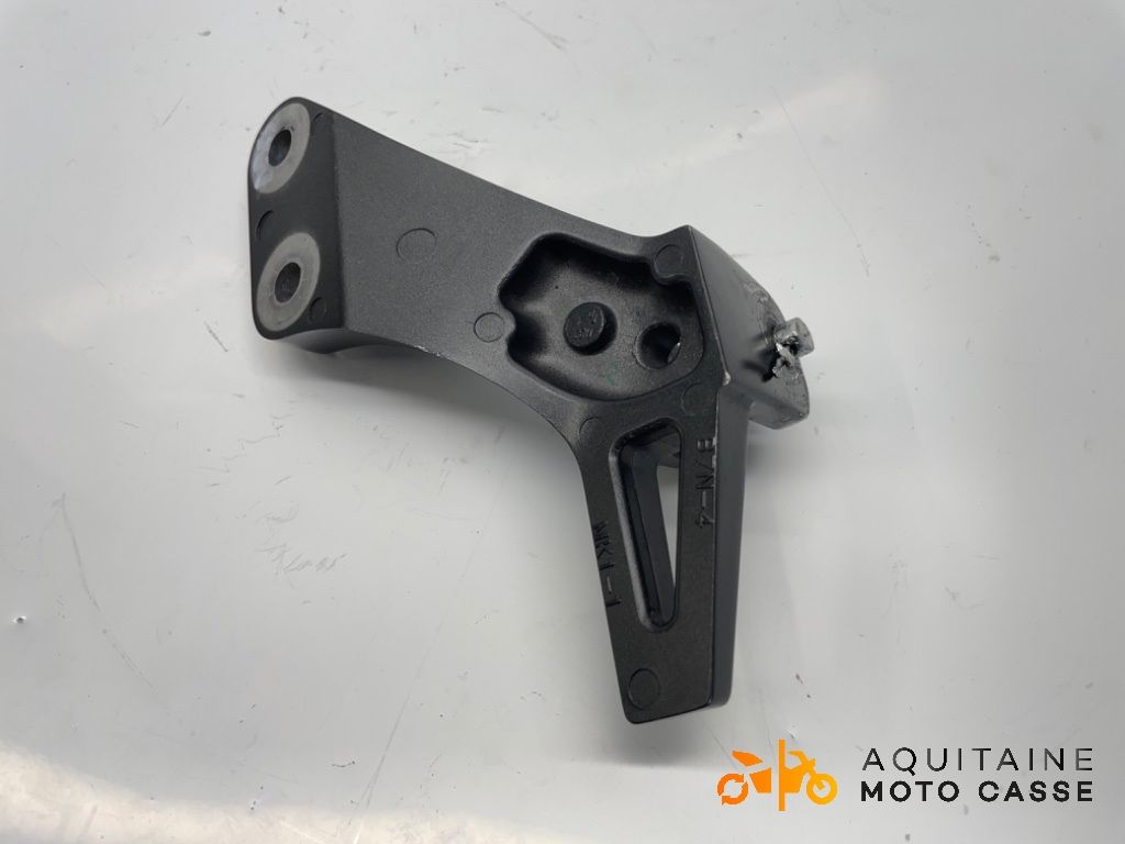 PLATINE ARRIÈRE GAUCHE YAMAHA MT 09 SP 2023