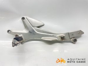 PLATINE AVANT GAUCHE HONDA CBF 600 2004