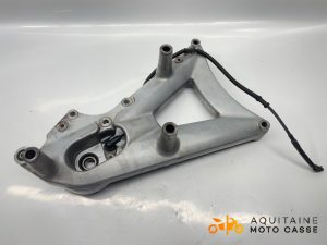 SUPPORT DE POT D'ÉCHAPPEMENT YAMAHA X MAX 250 ABS 2010
