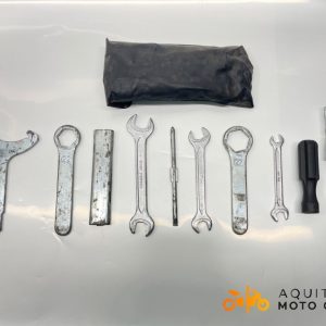 TROUSSE A OUTILS HONDA CBF 600 2004