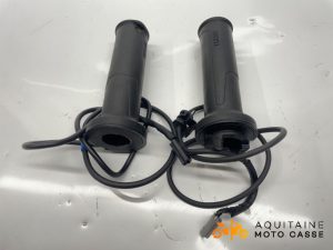 POIGNIÉES CHAUFFANTES YAMAHA MT 09 SP 2023