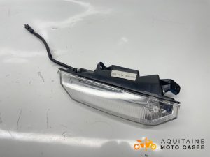 CLIGNOTANT AVANT DROIT PIAGGIO MP3 400 HPE 2022