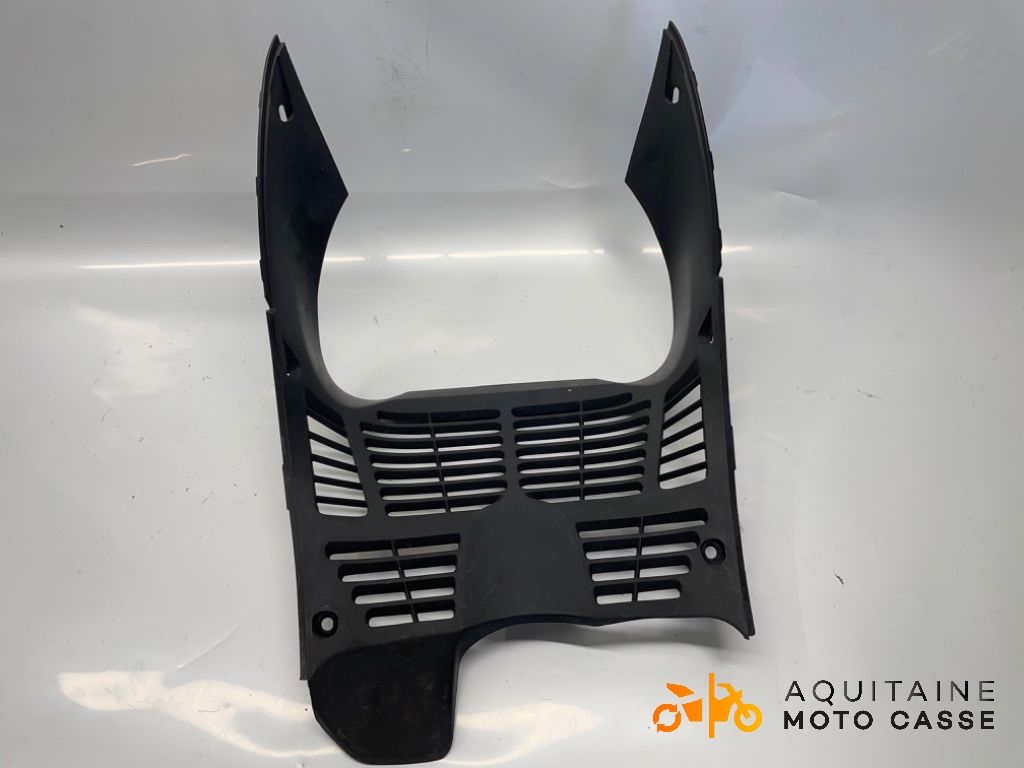 GRILLE DE RADIATEUR HONDA VARADERO 125 2008