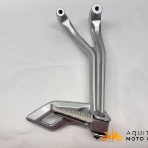 PLATINE ARRIÈRE DROITE YAMAHA YZF R 125 2022