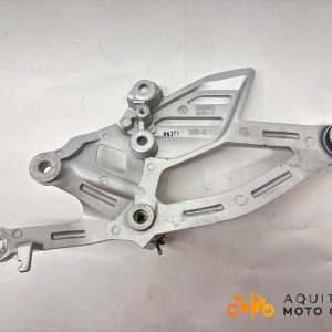 PLATINE AVANT DROITE YAMAHA YZF R 125 2022