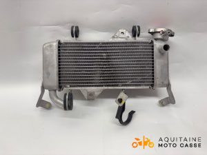 RADIATEUR D'EAU YAMAHA YZF R 125 2022
