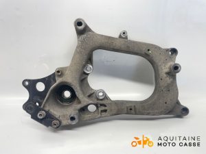 SUPPORT DE POT D'ÉCHAPPEMENT PIAGGIO MP3 250 LT 2009