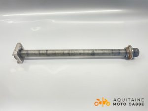 AXE DE ROUE ARRIÈRE SUZUKI BANDIT 1200 1998