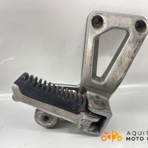 PLATINE ARRIÈRE DROITE SUZUKI BANDIT 1200 1998