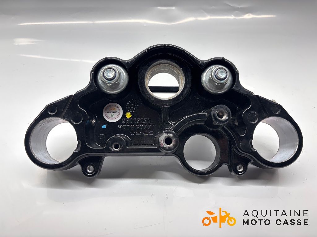 TÉ DE FOURCHE SUPÉRIEUR MOTO GUZZI V 7 SPECIAL 2022